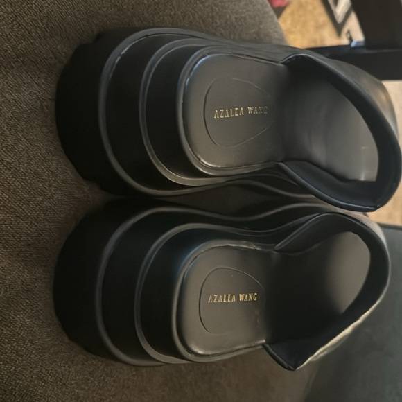 Stacks of slides - Picture 3 of 4